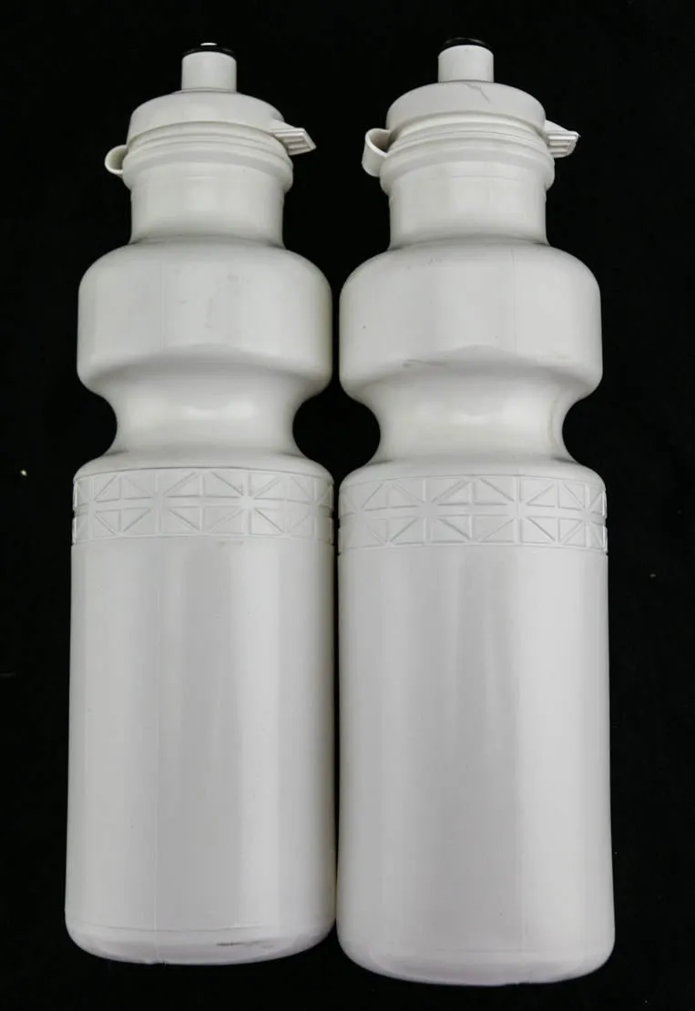 2 QTY California Springs DuoFlow 24oz Ounce Bicycle Water Bottles White NEW