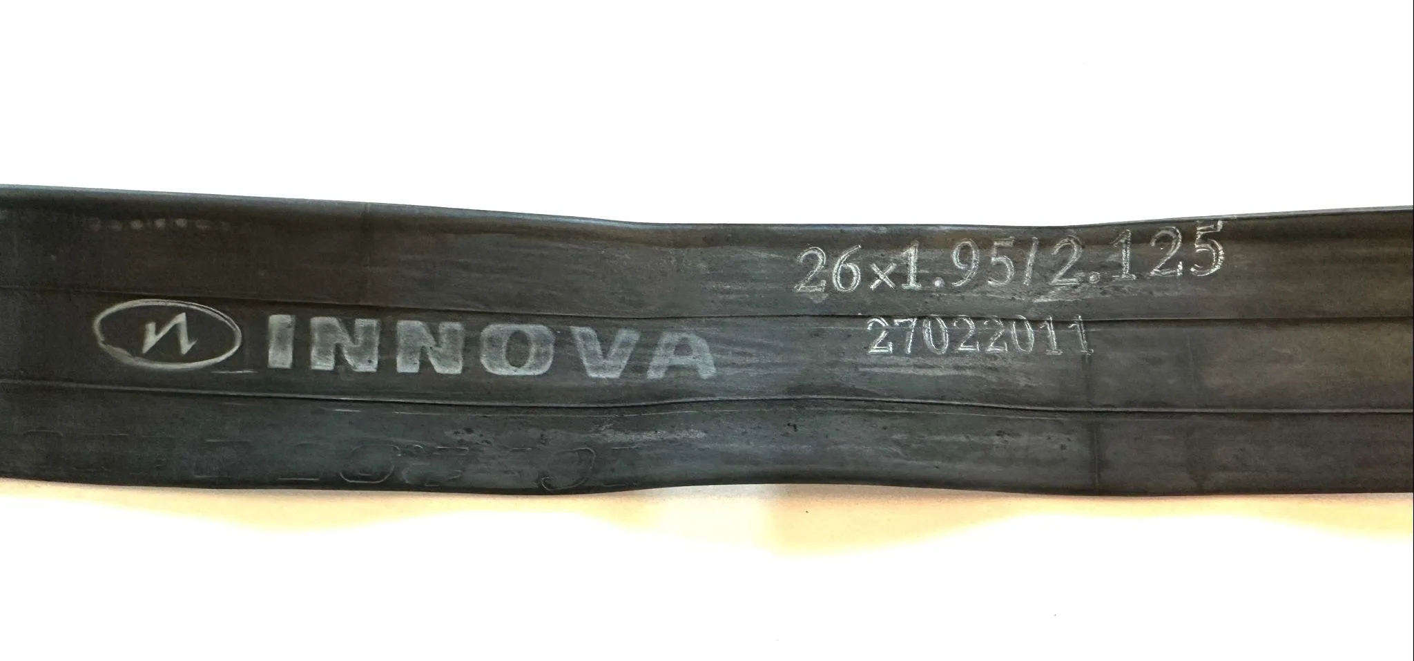 26" Innova Mountain BIKE TUBE 26" X 1.95" / 2.125"  32mm Schrader New bulk