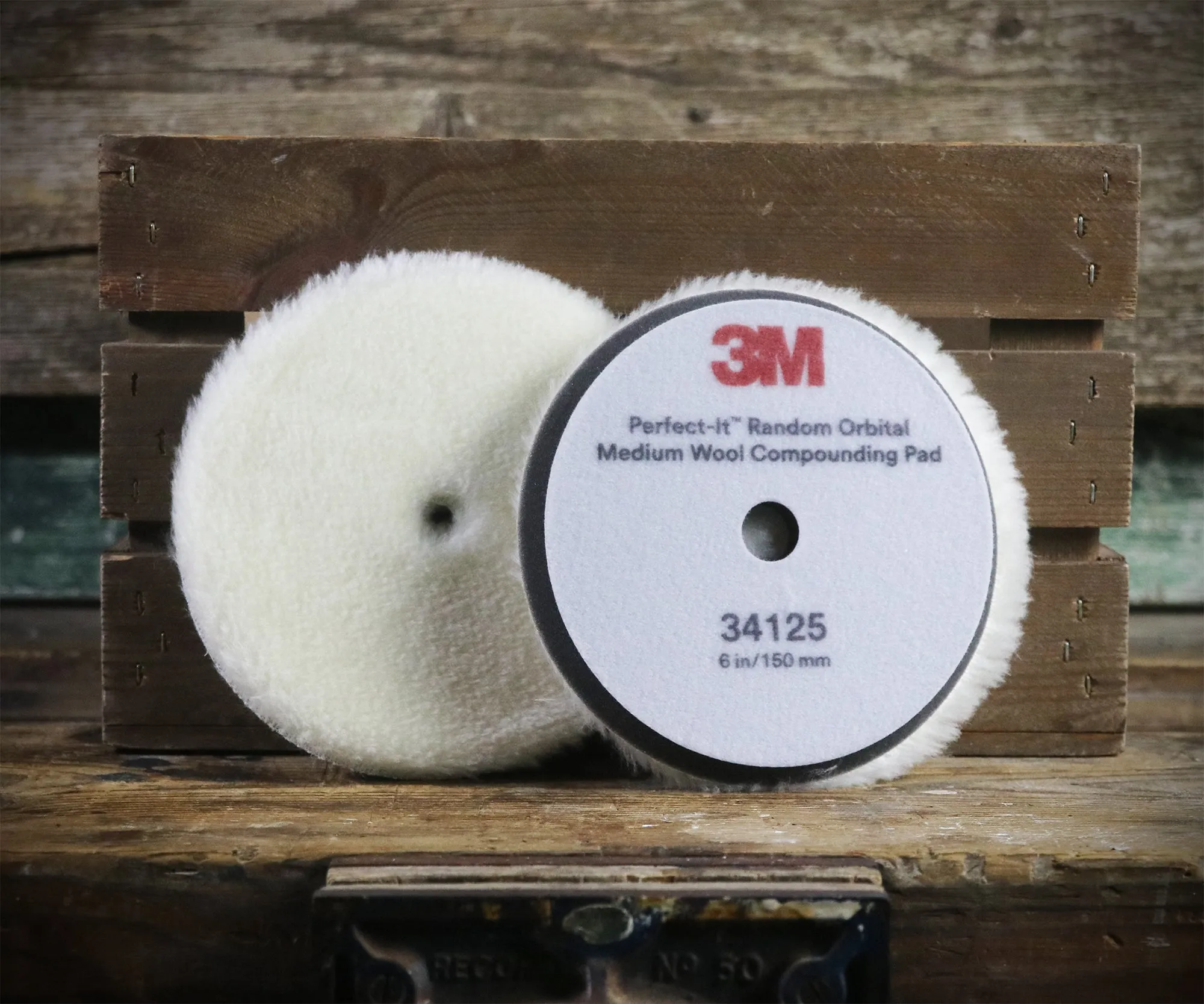 3M Perfect-It Random Orbital White Medium-Grade Wool Compounding Pad
