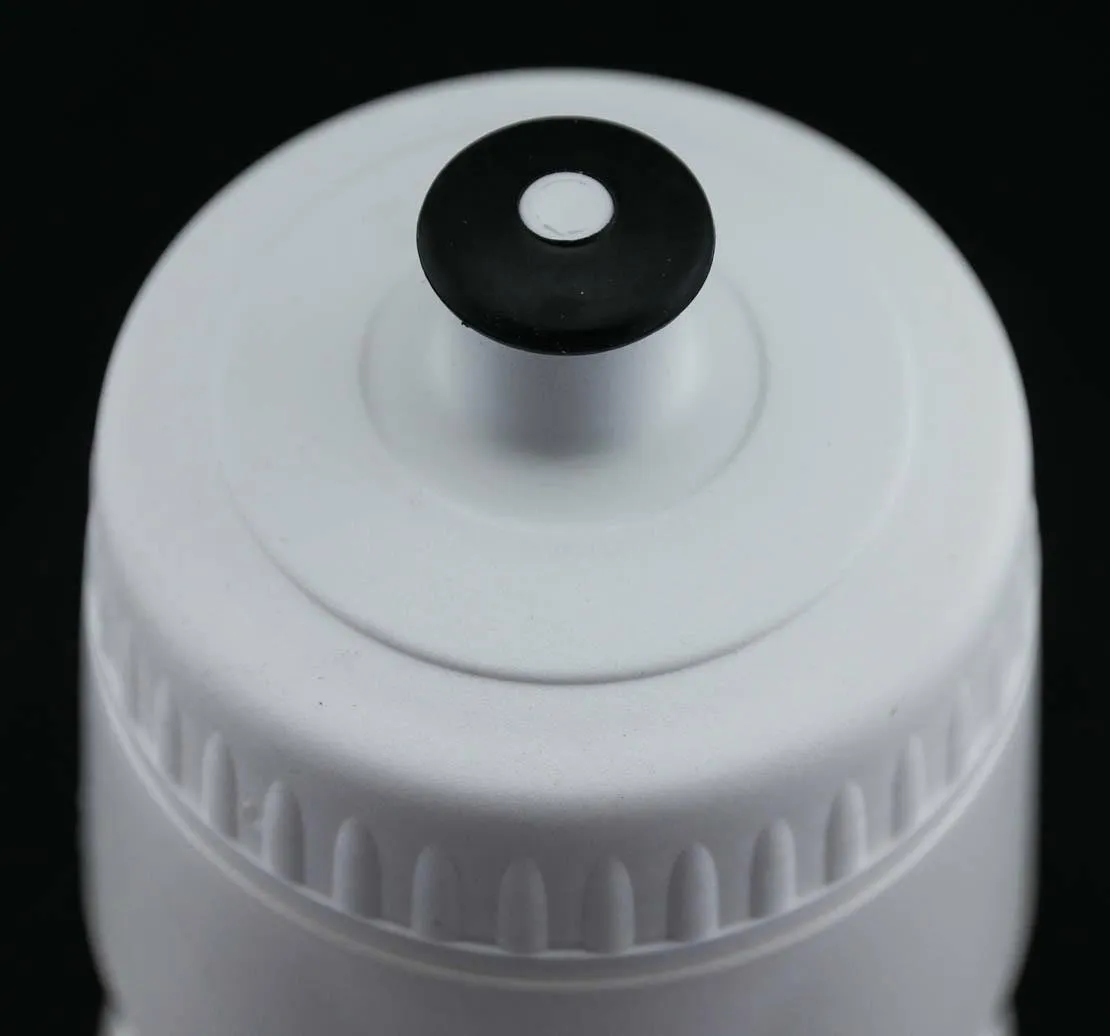 4 QTY 22oz Ounce Bicycle Water Bottles Screw Cap White NEW