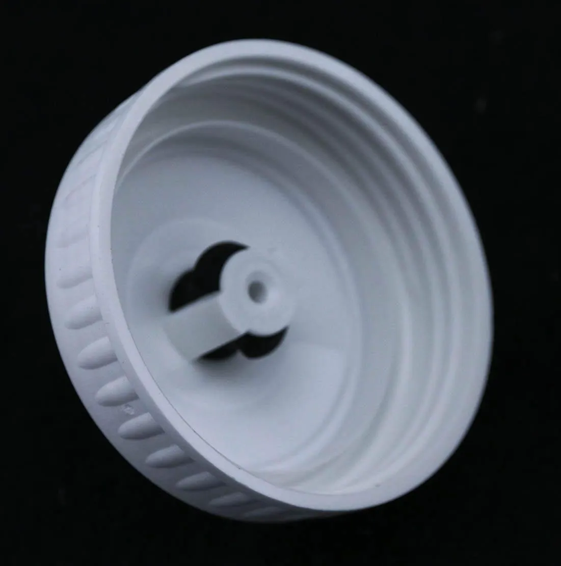 4 QTY 22oz Ounce Bicycle Water Bottles Screw Cap White NEW