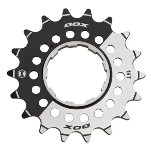 Box One 3/32" CNC AL 7075 Cog Black - 18t