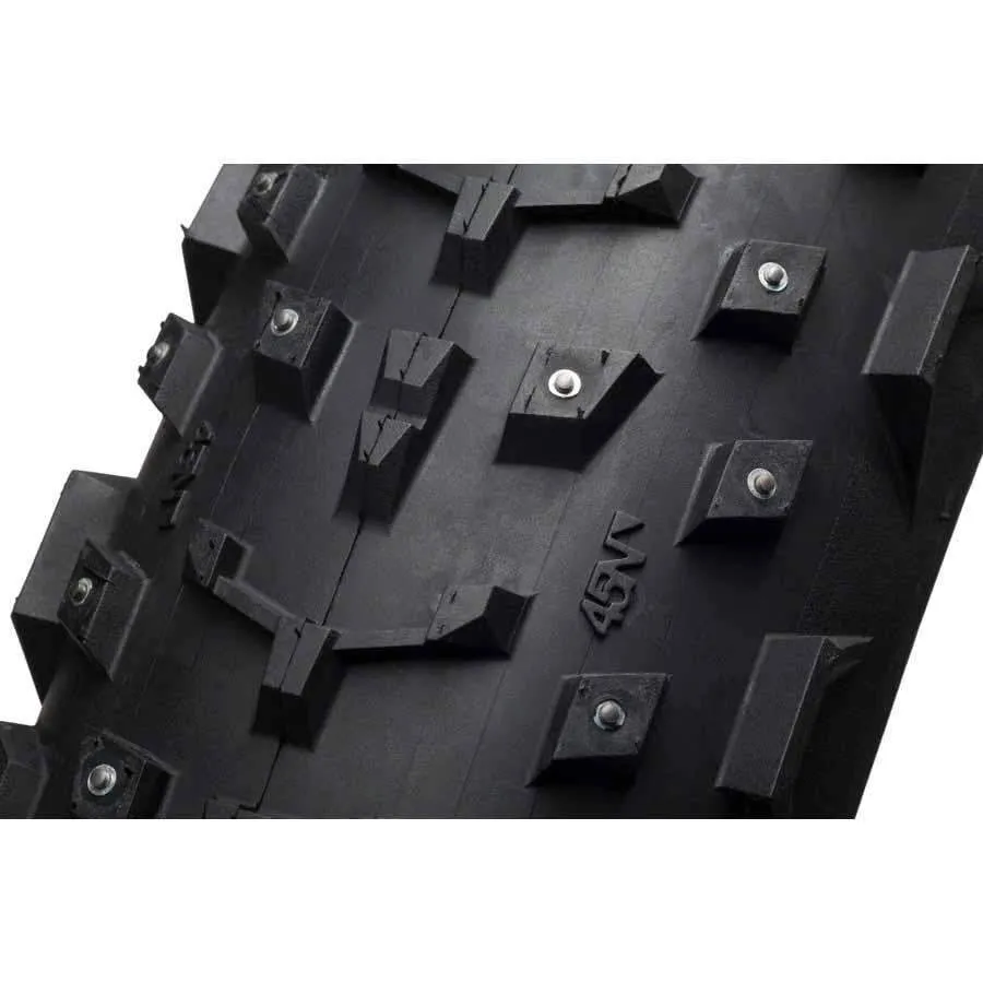 Dillinger 4 Tire - 26 x 4 60tpi 240 Carbide Steel Studs
