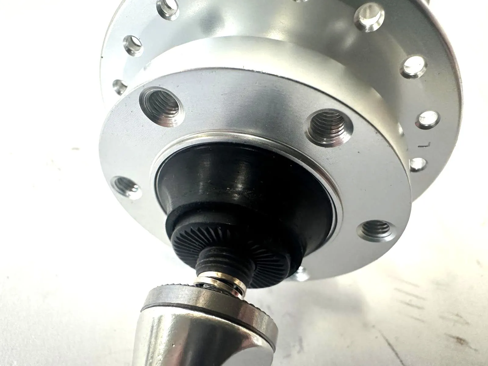 Formula DC-20 Alloy Front 6 Bolt Disc 100mm 36 Hole QR Quick Release Bearing