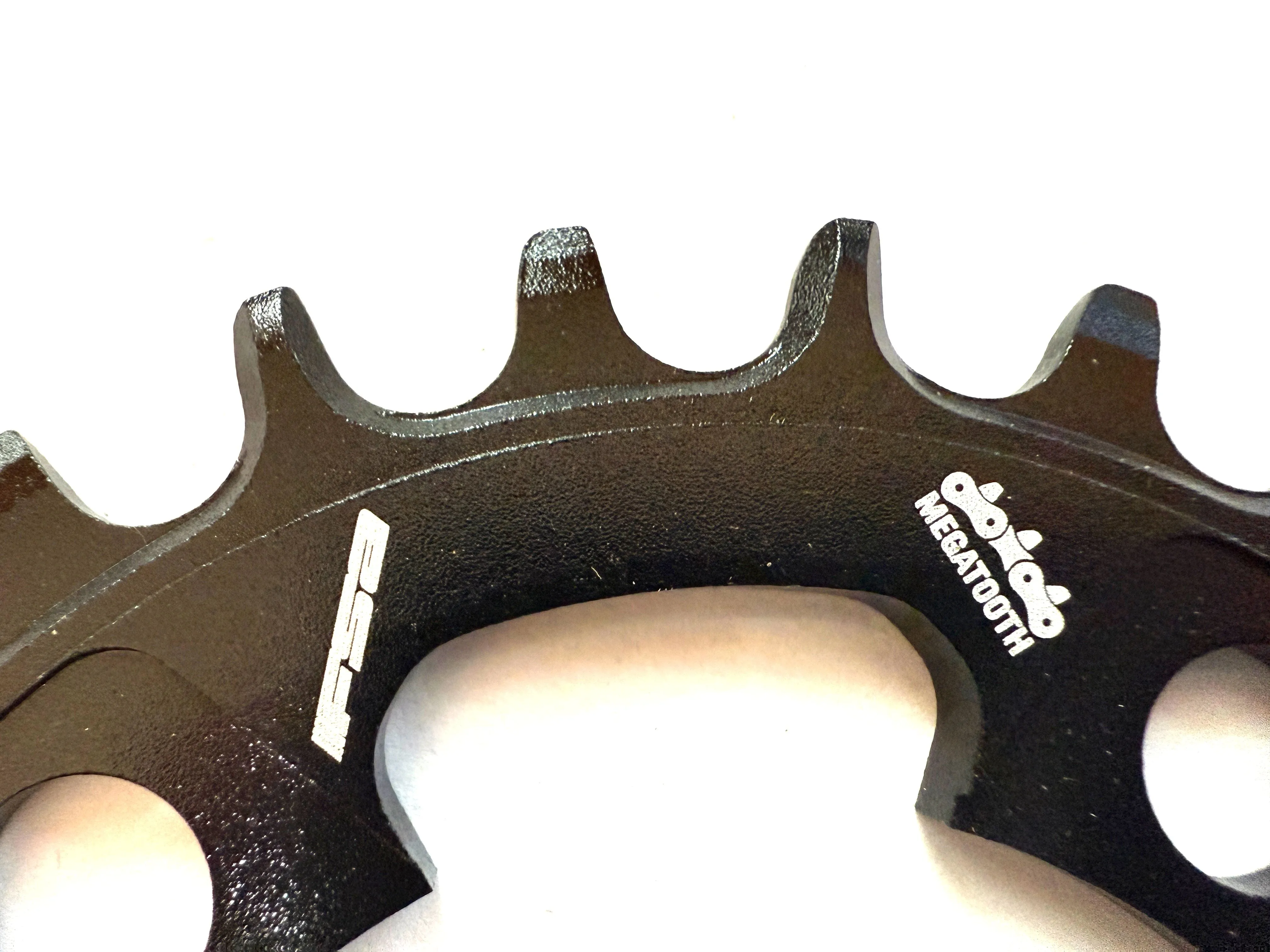 FSA Single Chainring SL-K 76 BCD 4 H 26T ABS WB344 4V FSA Asymmetric 1x11