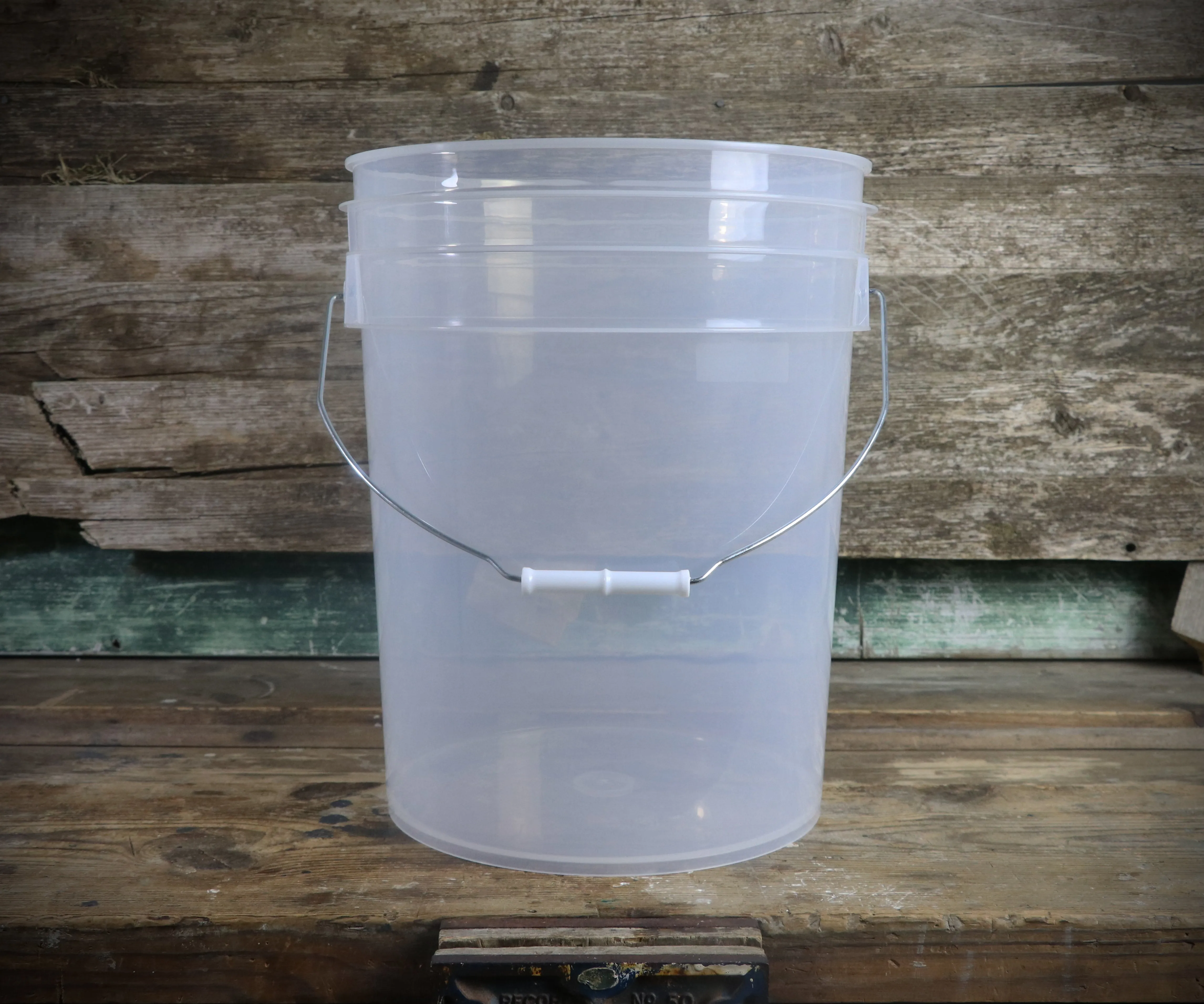Grit Guard 5 Gallon Bucket