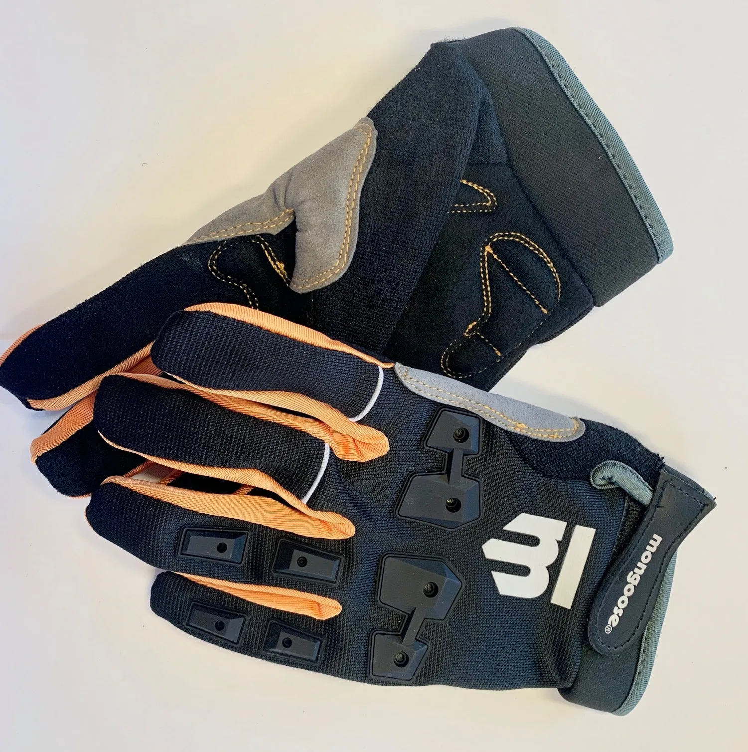 Lot of 6 Mongoose L/XL Full Finger Bike Bicycle Padded Gloves BMX Mountain New