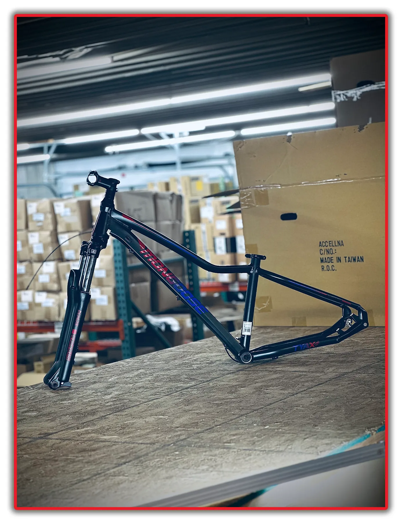 Mongoose Tyax Comp 27.5" Womens 148mm Thru Axle Disc Hardtail Small Frame   Fork
