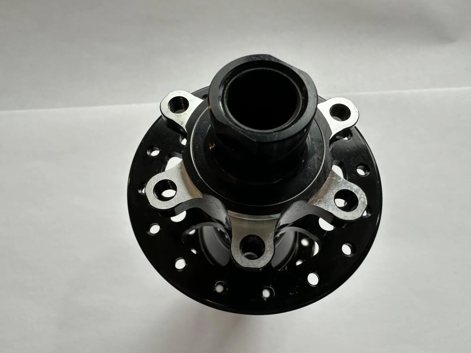 Rear Bike Hub Framed 6 bolt Disc 148mm 32h 12mm Thru Axle Fits HG Cassette New