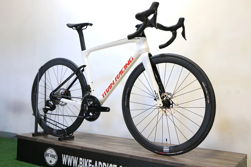 TITAN RACING Valerian Carbon Pro (2025)